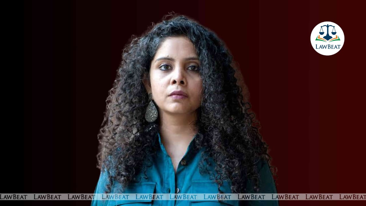 Delhi Court Orders FIR Against Rana Ayyub For Hinduphobic and Anti-national Posts Delhi Court Orders FIR Against Rana Ayyub For Hinduphobic and Anti-national Posts